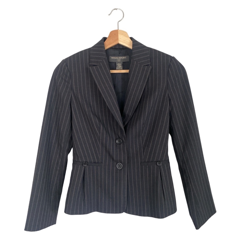 Banana Republic Black Striped Blazer Suit Jacket size 0P Wool Zero Petit